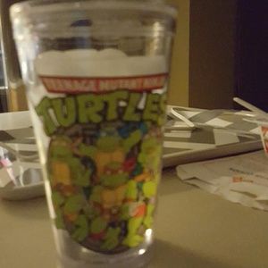 Meet your Posher, Demeaka