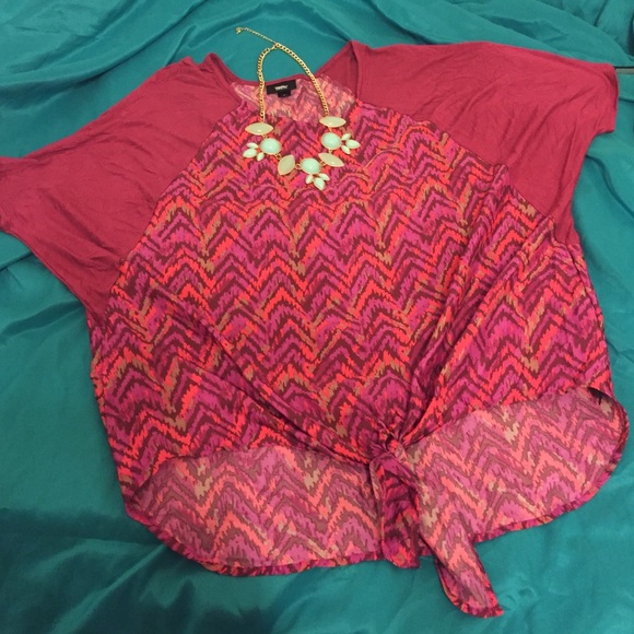 Cute top NWOT