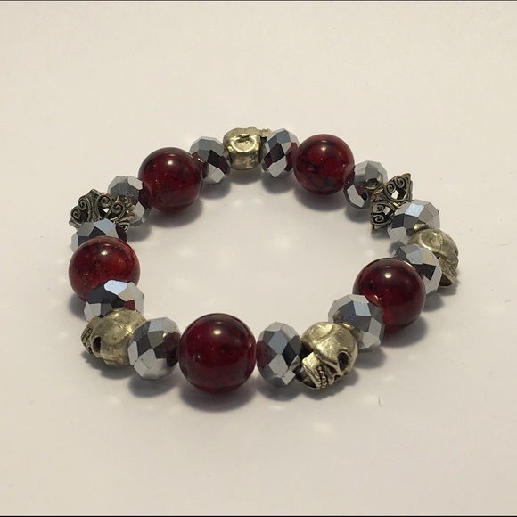 Stunning silver skulls and blood-red beads! - Picture 1 of 2