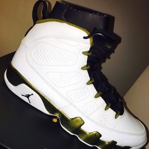 Air Jordan 9 Retro Men's Size 11