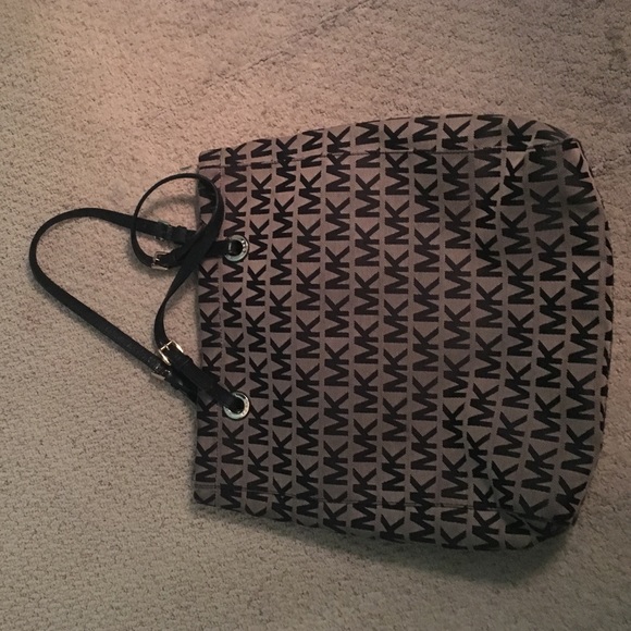 Michael Kors bag