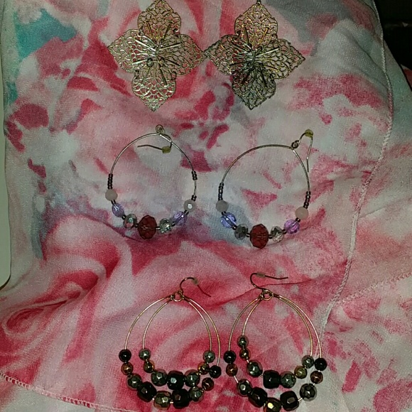 EARRING BUNDLE 3 PAIRS!
