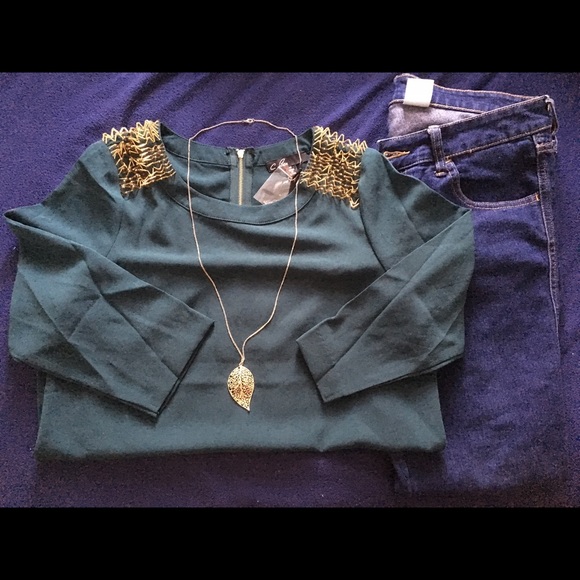 Embellished Boxy Blouse Emerald - Picture 2 of 4