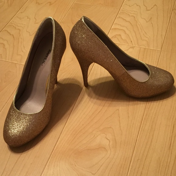 Gold Glitter Heels xappeal - Picture 2 of 4
