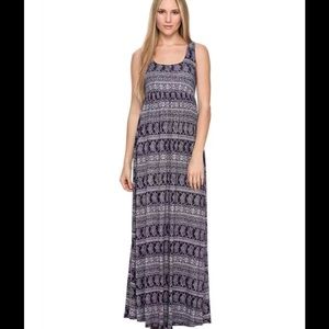 Sleeveless maxi dress