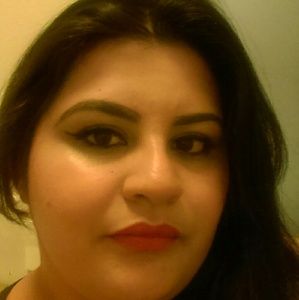 Meet your Posher, Nora