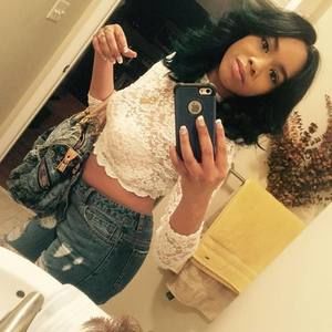 Meet your Posher, Traya'na