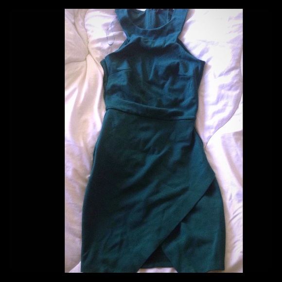 Green dress beautiful mini - Picture 1 of 1