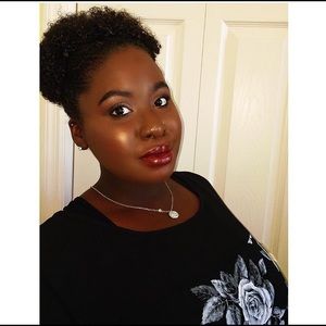 Meet your Posher, Rebecca