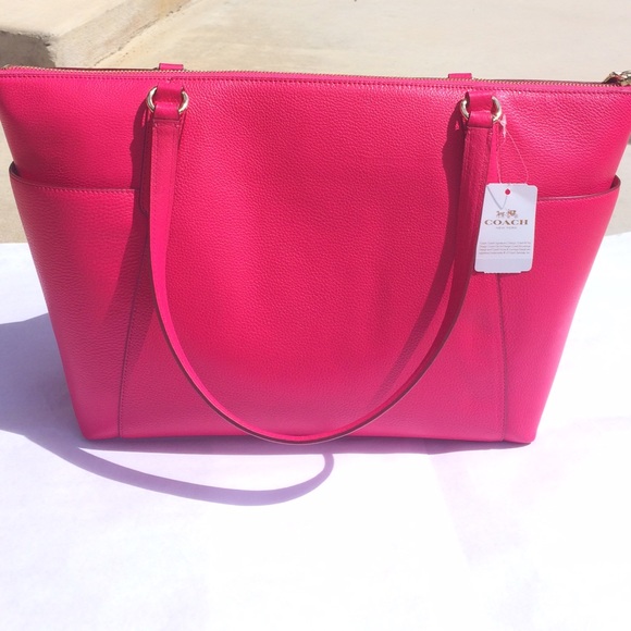 Sale! Host pick Authentic Coach pink purse nwt - Picture 4 of 4