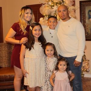 Meet your Posher, Roberto-monica