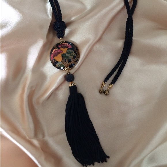 Price drop! Japanese vintage Cloisonne pendant