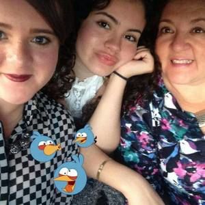 Meet your Posher, Rosa elena