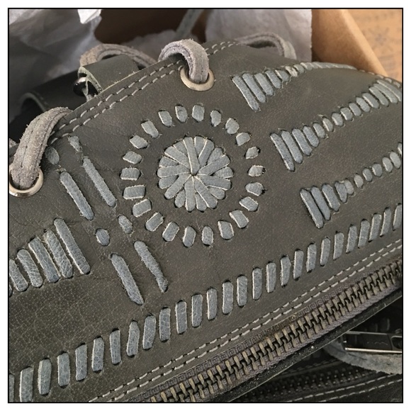 🛑SALE🛑✨Free People Bellflower Tall Sandals✨ - Picture 5 of 7