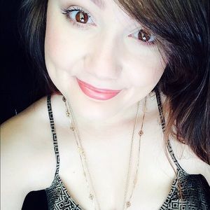 Meet your Posher, Tabitha