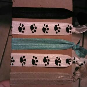 5 handmade hair ties