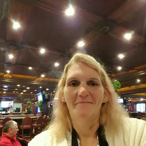 Meet your Posher, Sabrina