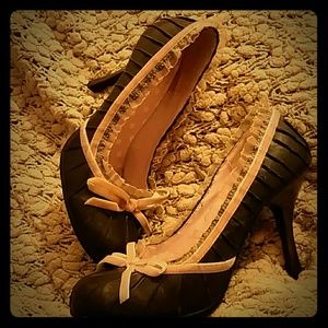 Brown and pink heels with adorable details