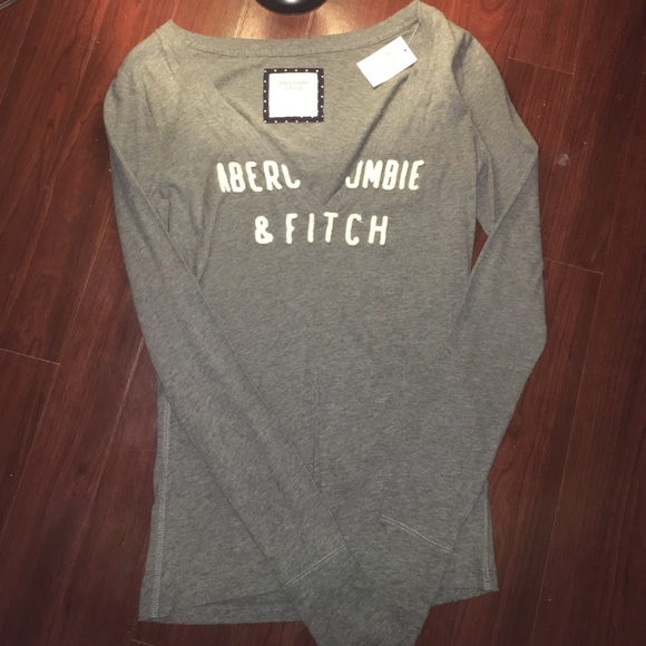 Abercrombie & Fitch Long Sleeve Tee