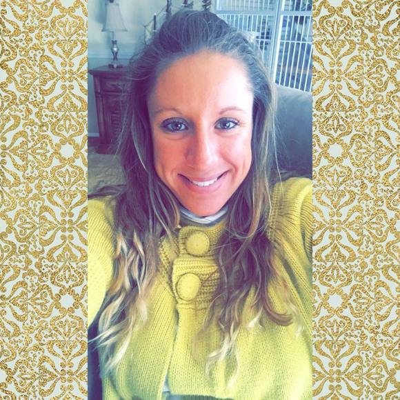 Meet your Posher, Maci