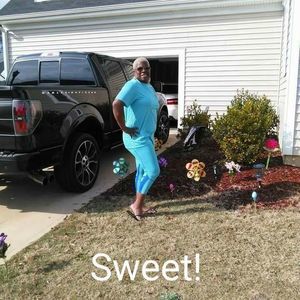 Meet your Posher, Marilyn