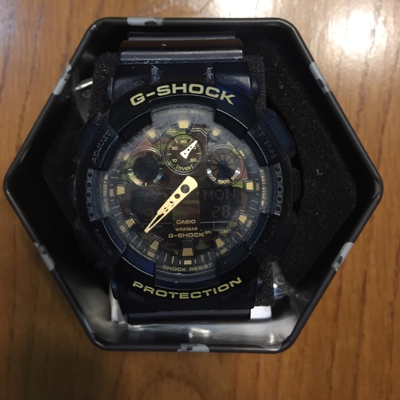 G Shock Camo Mens Watch! Never Worn in box!