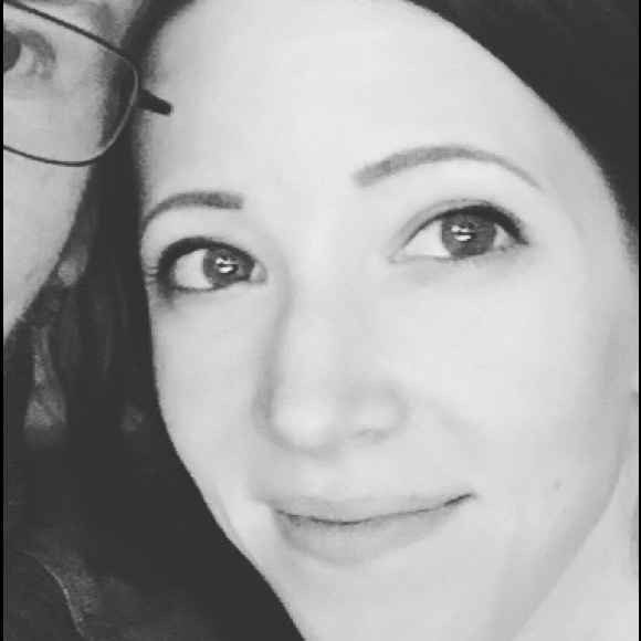 Meet your Posher, Whitney