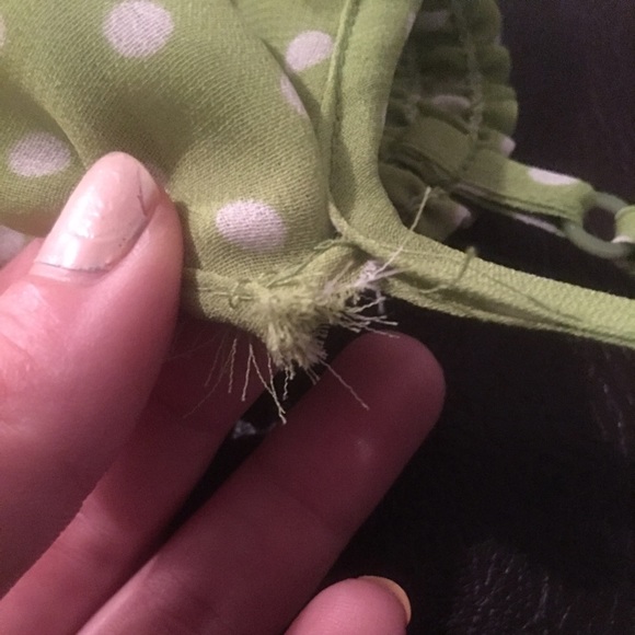 Very cute green polka dot blouse - Picture 3 of 3