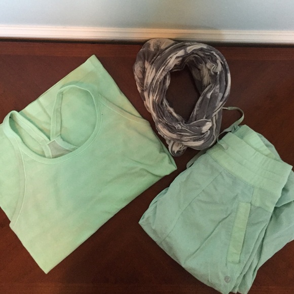 Lululemon Ltd Ed Sea Foam Studio Pants