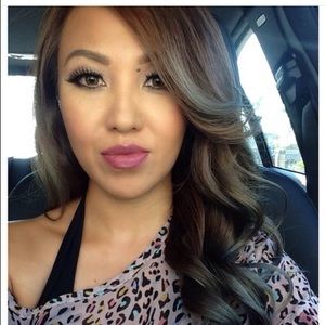 Meet your Posher, Handly