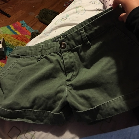 Olive green shorts - Picture 1 of 3