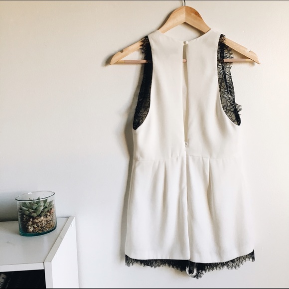 SOLD Topshop Petite White Lace Trim Romper US 4 - Picture 2 of 4