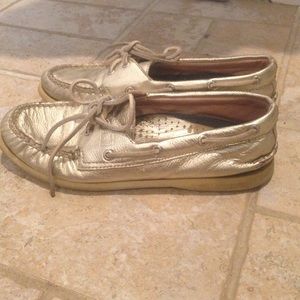 Silver sperrys