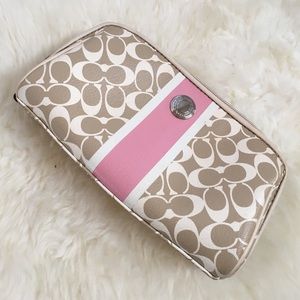 Small Coach cosmetics bag