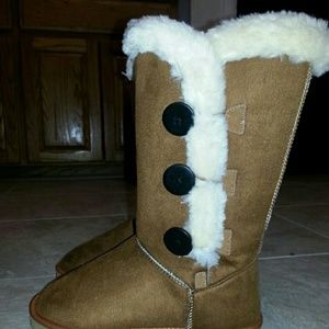 Warm winter boots