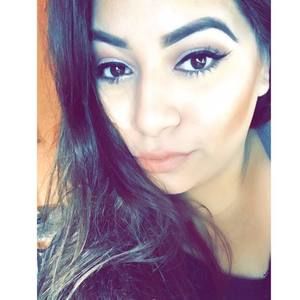 Meet your Posher, Ellie