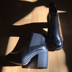 NEW ASOS! (New Look) Black Chunky Heeled Boots