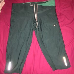 Nike half crop workout leggings
