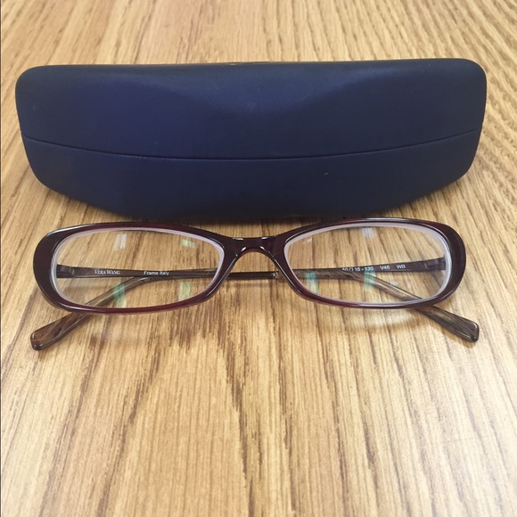 Vera Wang V48 Luxury Eyeglasses winterbry color - Picture 2 of 4