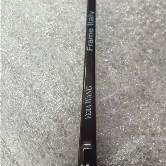 Vera Wang V48 Luxury Eyeglasses winterbry color - Picture 3 of 4