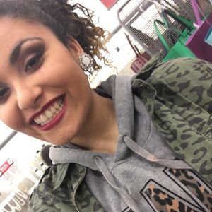 Meet your Posher, Sidney