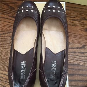 Gorgeous dark brown embellished Michael kors flat