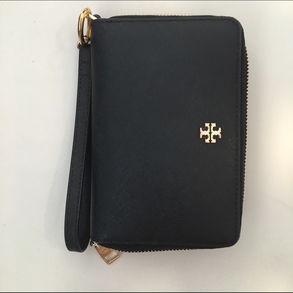 TORY BURCH// wristlet wallet - Picture 1 of 4