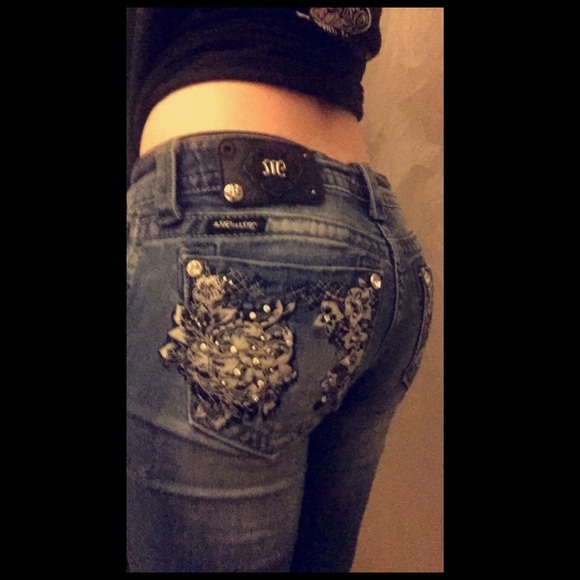 🚫SOLD🚫Miss Me Bootcut Jeans - Picture 1 of 1