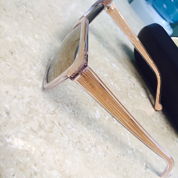 Rose gold Louis Vuitton sunglasses