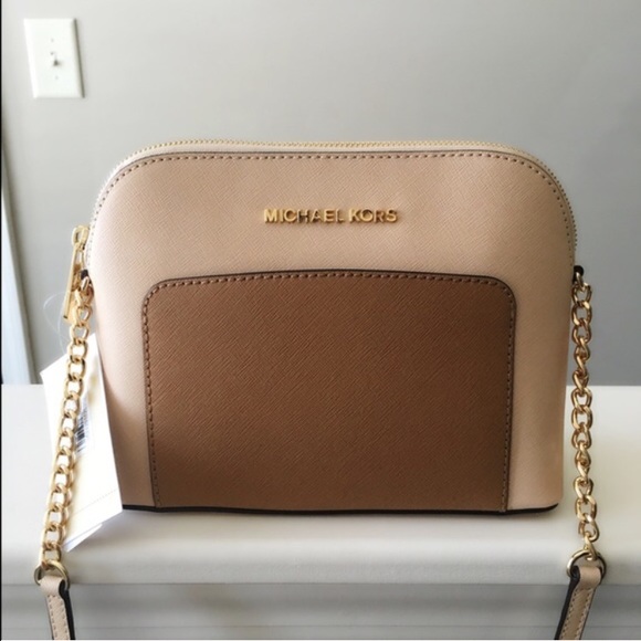 🚫🚫SOLD🚫🚫Michael kors two tone cross body bag