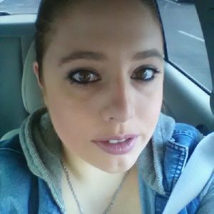 Meet your Posher, Jaclyn