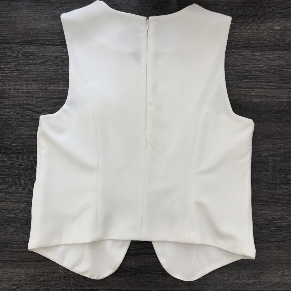 WHITE WRAP FRONT PEARL DETAIL TOP - Picture 6 of 6