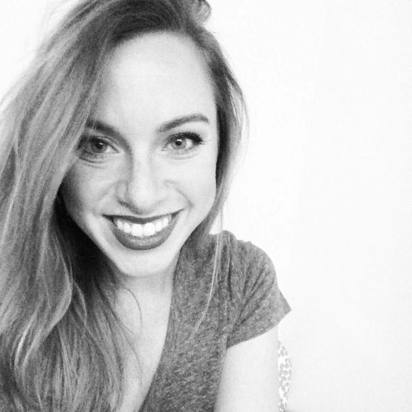 Meet your Posher, Leah