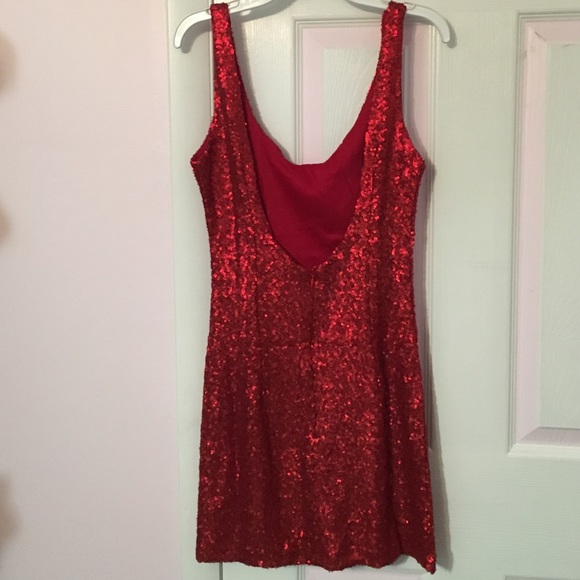 ✨TOBI BODYCON DRESS✨ - Picture 3 of 4